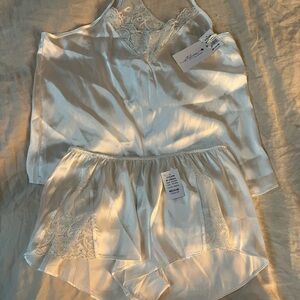 Elegant White Lace Sleepwear Set